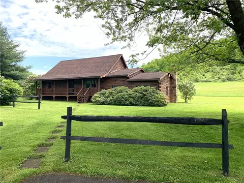 1296 Fishing Creek Rd, Roulette, PA 16746