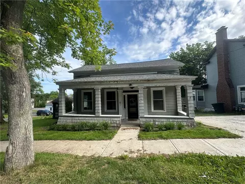 73 Pine St, Mentz, NY 13140
