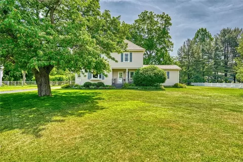 614 Hard Rd, Webster, NY 14580