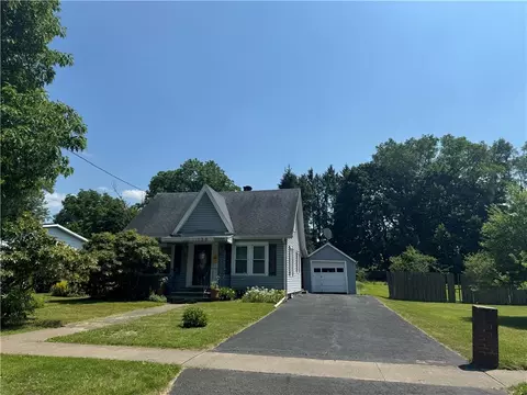 9 Pearl St W, Sidney, NY 13838