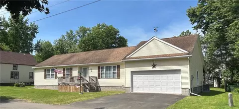 10 Taylor Ave, Norwich, NY 13815