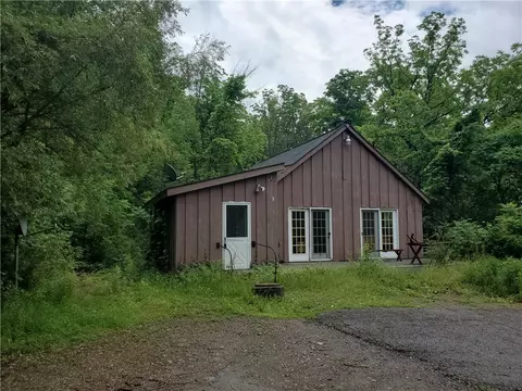 6613 E Lake Rd, Richmond, NY 14471