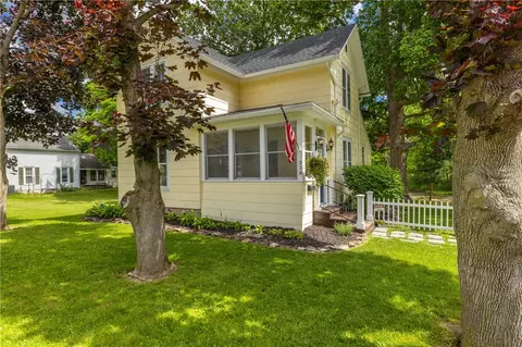 218 Ontario St, Honeoye Falls, NY 14472