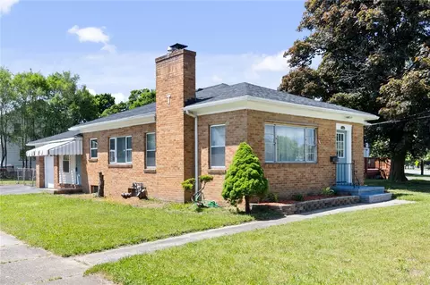 3085 Dewey Ave, Greece, NY 14616