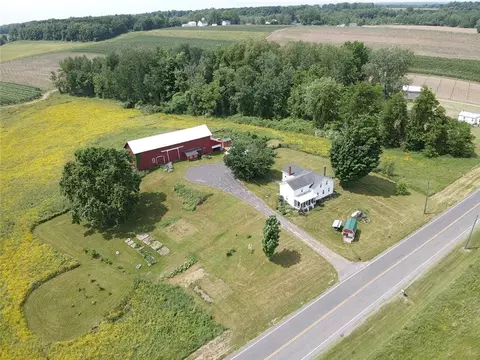 10744 Lummisville Rd, Huron, NY 14590