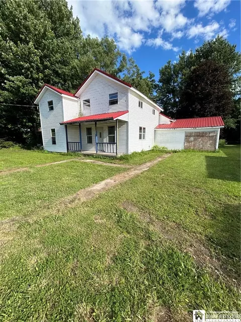 577 Center St, Cherry Creek, NY 14723