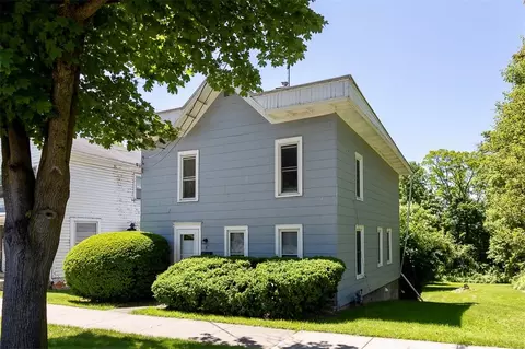8 Main St, Geneseo, NY 14454