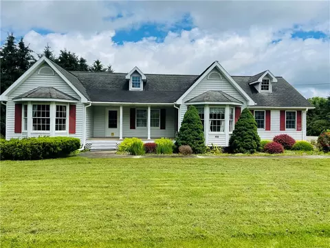 456 Whitney Vly, Almond, NY 14804