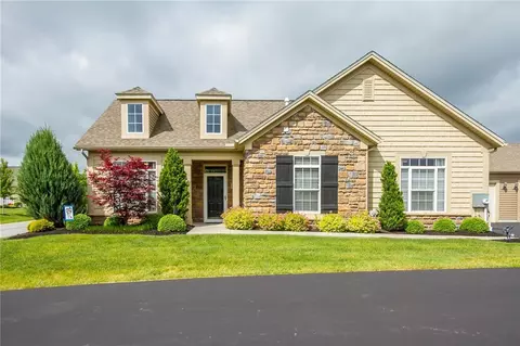 3276 Abbey Rd, Canandaigua, NY 14424