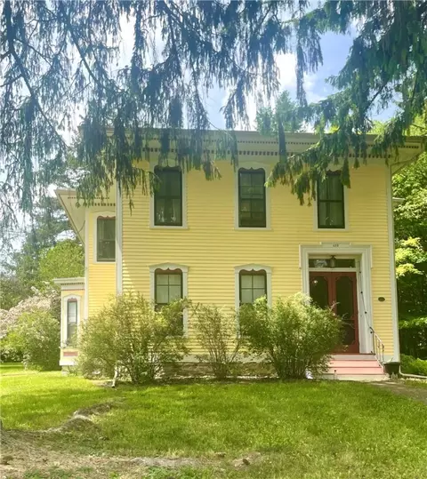 133 N Main St, Alfred, NY 14802