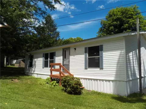 68 Cheryl Dr, Canadice, NY 14471