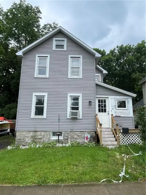 94 Chapman Ave, Auburn, NY 13021