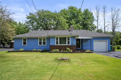 1324 Manitou Rd, Hilton, NY 14468