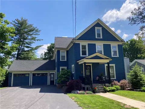 30 E Austin St, Skaneateles, NY 13152