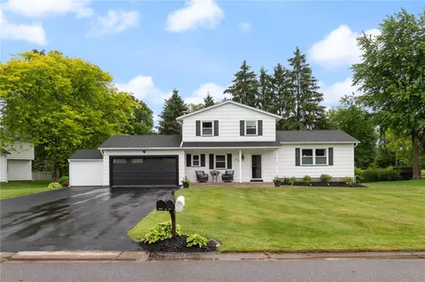 236 Gina Way, Brockport, NY 14420