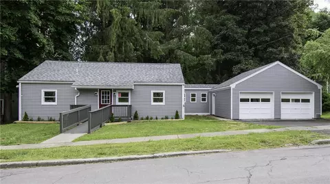 1 Chenango St, Oxford, NY 13830