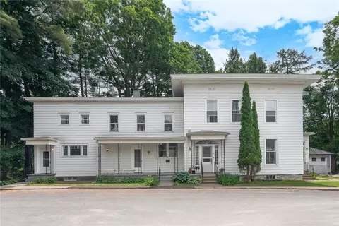 8-10 Lawn Ave, Oneonta, NY 13820