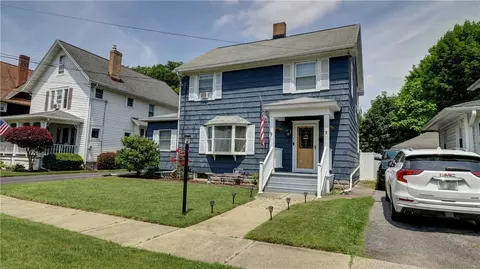 7 N Park St, Auburn, NY 13021