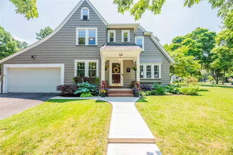 49 East Pkwy, Irondequoit, NY 14617