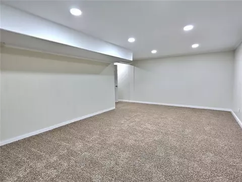 350 Scholfield Rd, Irondequoit, NY 14617 photo 14
