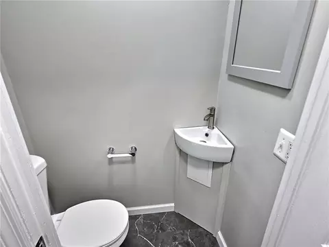350 Scholfield Rd, Irondequoit, NY 14617 photo 6