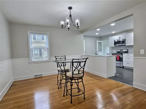 350 Scholfield Rd, Irondequoit, NY 14617 photo 5