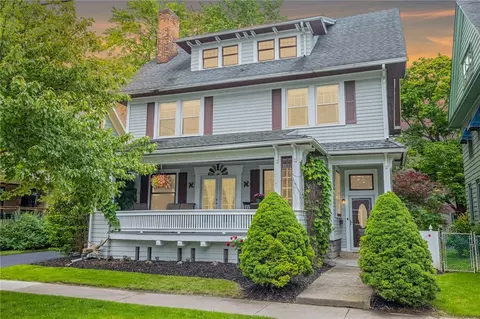 24 Thomas Ave, Batavia, NY 14020