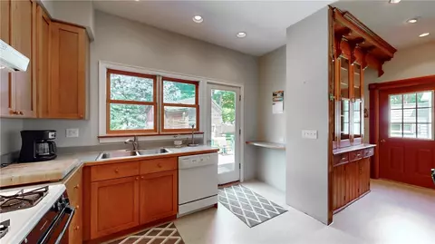 127 E Washington St, Bath, NY 14810 photo 8