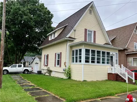 204 Ford St, Arcadia, NY 14513