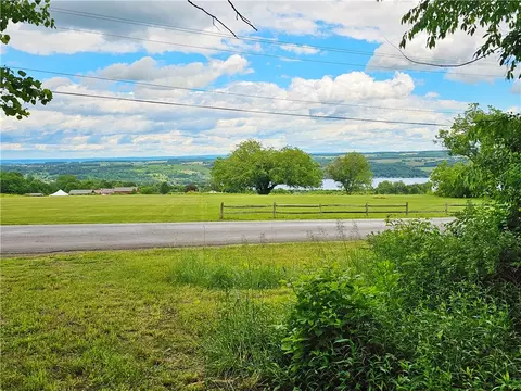 2712 Coates Rd, Jerusalem, NY 14527 photo 2