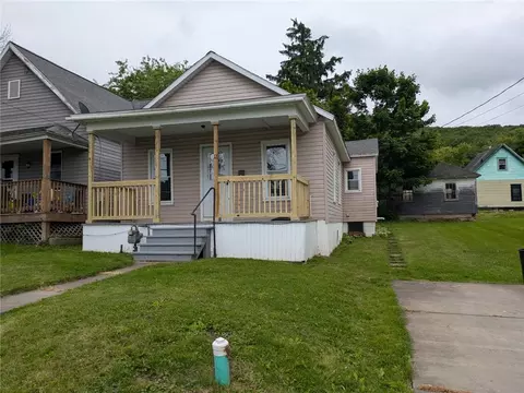 12 Burnside Ave, Bradford, PA 16701