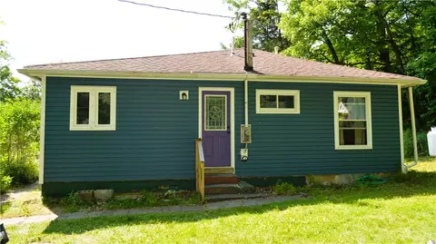 164 Schneider Ave, Middletown, NY 12430