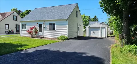 42 Milford St, Greece, NY 14615