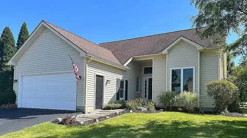 101 Stewart Pl, Canandaigua, NY 14424