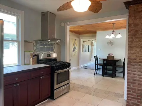 9 2nd St, Irondequoit, NY 14617 photo 9