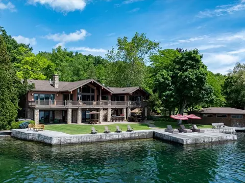 4747 County Road 16west Lake Rd, Canandaigua, NY 14424
