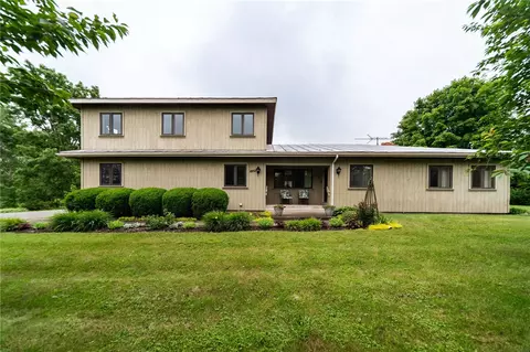 4952 Ford Rd, Elba, NY 14058