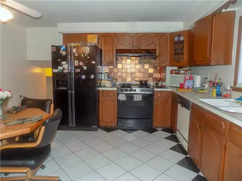 Undisclosed, Irondequoit, NY 14609 photo 12