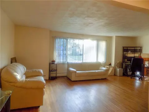 Undisclosed, Irondequoit, NY 14609 photo 8