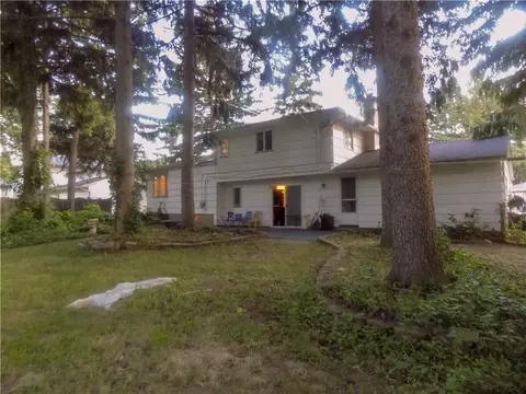 Undisclosed, Irondequoit, NY 14609 photo 32