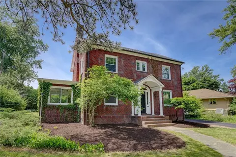 119 Coniston Dr, Brighton, NY 14610