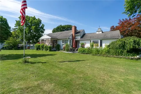 20 Livingston Blvd, North Dansville, NY 14437