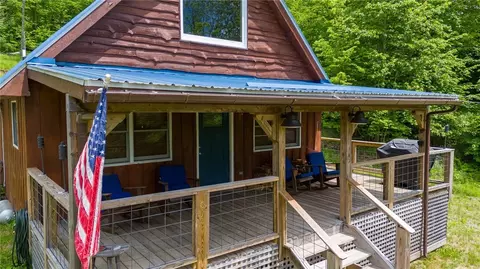 868 Stevens Rd, Hancock, NY 13783