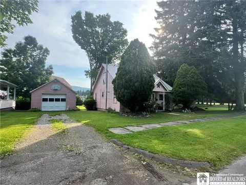 80 Howard St, Wellsville, NY 14895