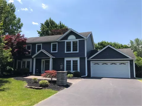 3 Ryans Run, Ogden, NY 14624