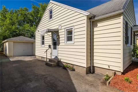 273 Tarrington Rd, Irondequoit, NY 14609 photo 32