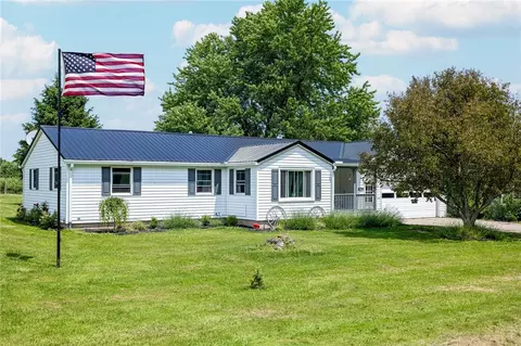 10623 Freeman Rd, Shelby, NY 14103