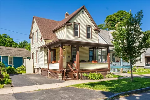 51 Cayuga St, Rochester, NY 14620