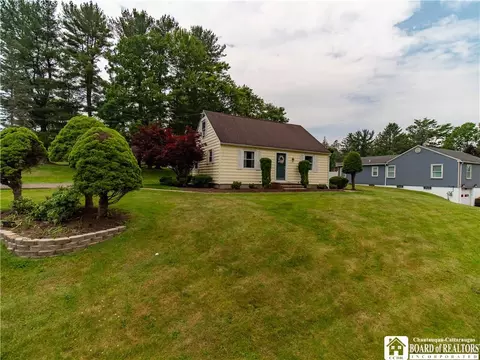 190 S Hanford Ave, Ellicott, NY 14701