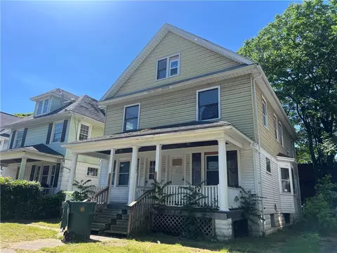 37 Trenaman St, Rochester, NY 14621
